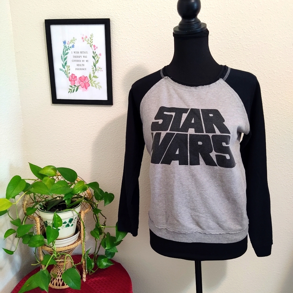 Star Wars Kids Sweater Size Small 3-5 Disney Retro Youth School Winter Fall